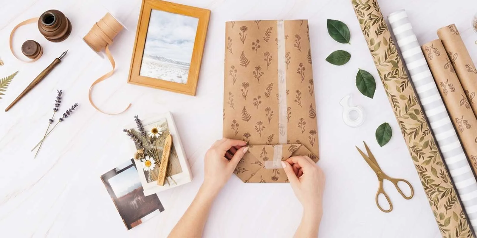 how-to-make-a-bag-out-of-wrapping-paper