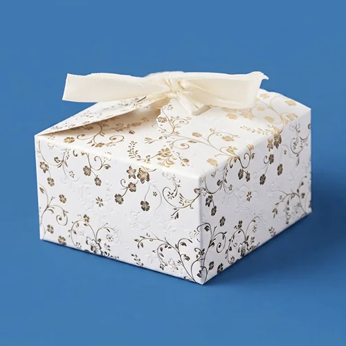 custom-printed-white-gift-boxes